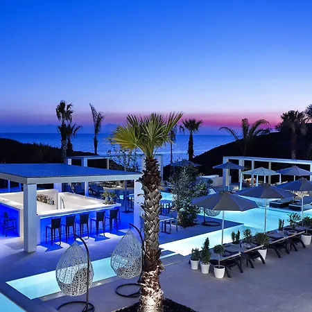 Aurora Luxury Suites
